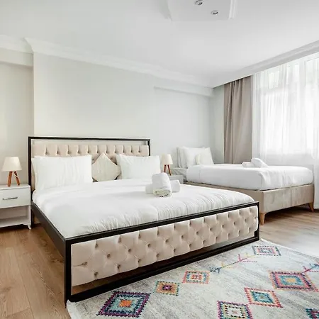 Spacious & Modern 4 Bedroom Flat, Osmanbey, W/lift &ac Διαμέρισμα